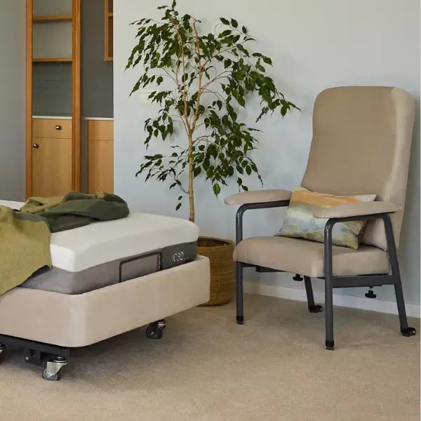 iCare Hoffman Day Chair