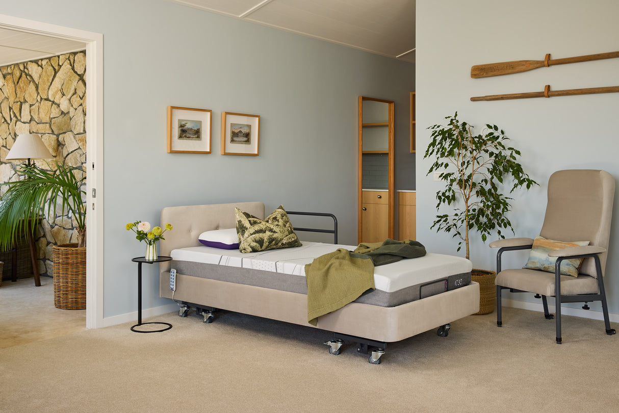 iCare Hoffman Day Chair